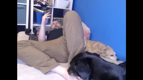 Snapshot of ehmac84 chatting on December 21, 8:38 pm Eh Mac online show from December 21, 8:38 pm