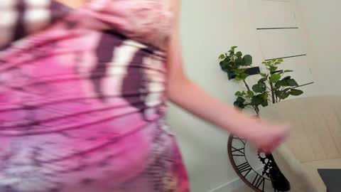 Erik and Alice online show from January 15, 2:06 am