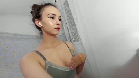 Erik and Alice online show from July 14, 1:19 am