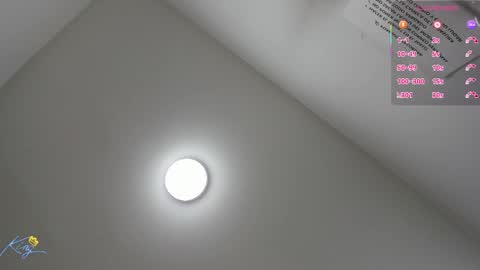 Snapshot of eidan_tay chatting on April 25, 7:22 pm eidan_tay online show from April 25, 7:22 pm