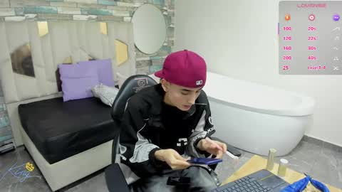 Snapshot of eidan_tay chatting on May 3, 12:22 pm eidan_tay online show from May 3, 12:22 pm
