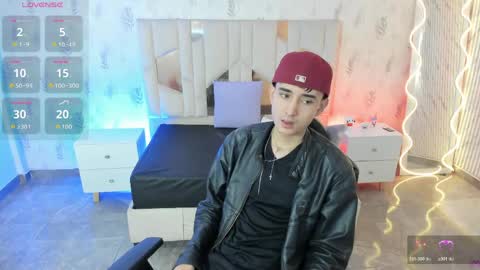 Snapshot of eidan_tay chatting on May 7, 11:59 am eidan_tay online show from May 7, 11:59 am