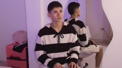 Snapshot of eiden_blake chatting on November 29, 11:30 pm Eiden Blake online show from November 29, 11:30 pm