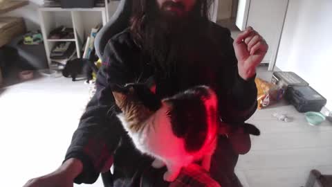 eighthundredeightyeight online show from March 17, 9:01 am