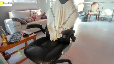 Snapshot of eileen_rose chatting on January 29, 7:00 pm Eileen Rose Milf online show from January 29, 7:00 pm