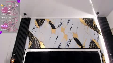 eileenn tanihara online show from February 4, 11:27 am