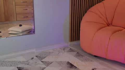 Eilin online show from January 29, 12:24 pm