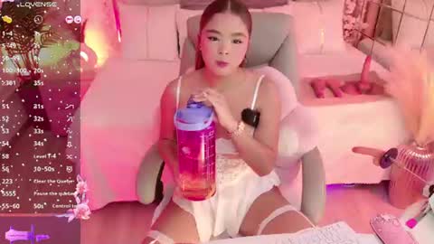 Snapshot of eimy__2 chatting on July 28, 5:03 am eimy__2 online show from July 28, 5:03 am