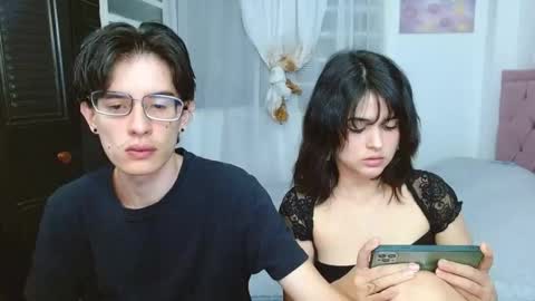 eimy_andres online show from September 18, 10:39 am