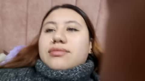 EIMY   MODEL INDEPENDENT online show from December 21, 2:30 am