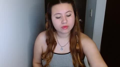 EIMY   MODEL INDEPENDENT online show from February 18, 2:49 am