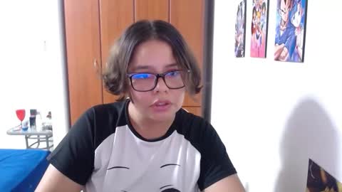 eimy_saenzz online show from October 25, 11:32 pm