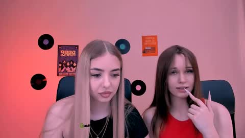 Snapshot of eira_mouse chatting on May 12, 8:44 am Sweet Eira online show from May 12, 8:44 am
