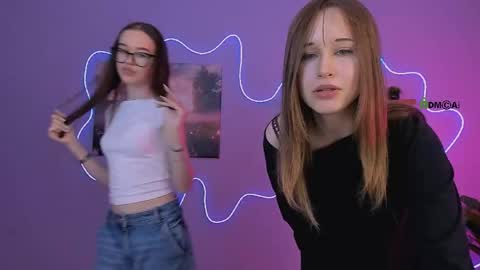Snapshot of eira_mouse chatting on May 27, 8:44 am Sweet Eira online show from May 27, 8:44 am