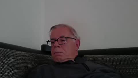 eisbaer1957 online show from January 1, 8:35 am