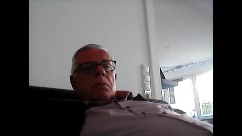 eisbaer1957 online show from May 9, 10:31 am