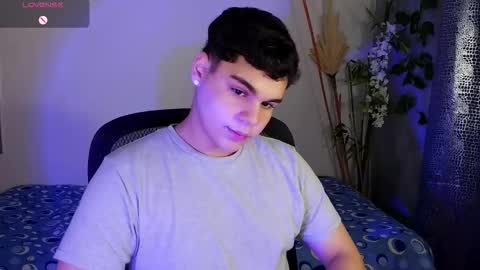 Eithan online show from March 10, 8:03 pm