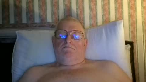 Snapshot of eketman1964 chatting on October 8, 11:02 pm eketman1964 online show from October 8, 11:02 pm