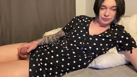 Snapshot of ekoebm chatting on November 10, 11:04 pm Sweeet popcorn online show from November 10, 11:04 pm