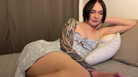 Snapshot of ekoebm chatting on November 18, 3:12 am Sweeet popcorn online show from November 18, 3:12 am