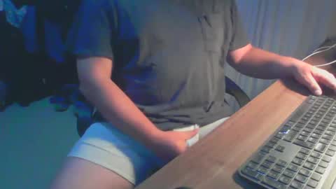 Snapshot of ekudemic chatting on December 8, 5:39 am Juan Pablo M online show from December 8, 5:39 am