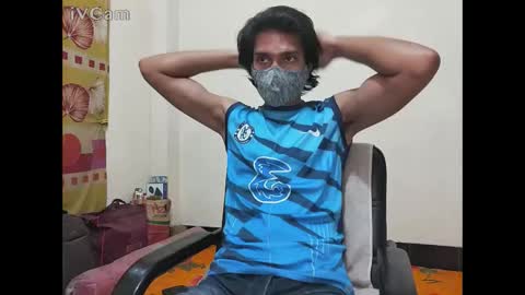 Snapshot of ekzxoxo chatting on December 17, 11:44 pm Ekz online show from December 17, 11:44 pm