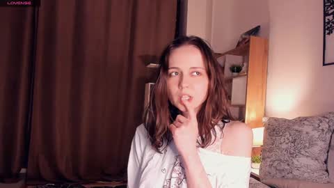 Snapshot of el1s_well chatting on January 17, 1:25 am Elis 3 online show from January 17, 1:25 am