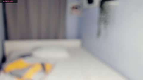 Snapshot of el1s_well chatting on January 31, 12:28 am Elis 3 online show from January 31, 12:28 am