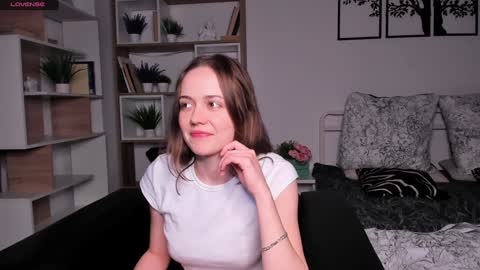 Snapshot of el1s_well chatting on January 31, 8:43 pm Elis 3 online show from January 31, 8:43 pm