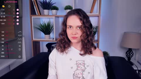 Snapshot of el1s_well chatting on February 8, 9:15 pm Elis 3 online show from February 8, 9:15 pm