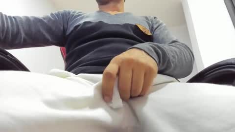Snapshot of el_mas_turbado chatting on May 17, 5:05 am el_mas_turbado online show from May 17, 5:05 am