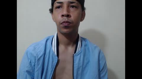 Snapshot of el_menor chatting on May 9, 7:35 am Instagram BelowAbajo online show from May 9, 7:35 am