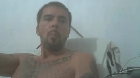 Snapshot of el_principe_veryhot chatting on January 17, 4:17 am el_principe_veryhot online show from January 17, 4:17 am