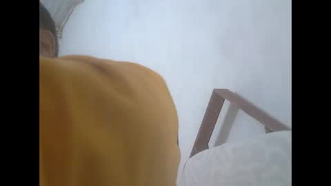 Snapshot of el_principe_veryhot chatting on February 22, 5:51 am el_principe_veryhot online show from February 22, 5:51 am