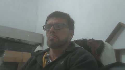 el_principe_veryhot online show from April 15, 3:24 am