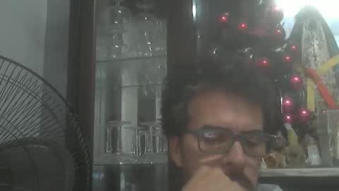 el_principe_veryhot online show from May 30, 2:19 am