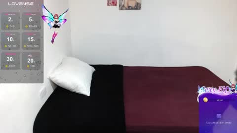 Snapshot of ela_n_angel chatting on July 20, 10:34 pm ela_n_angel online show from July 20, 10:34 pm