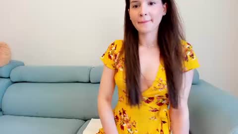 Snapshot of elaanna chatting on June 24, 7:51 am Ela online show from June 24, 7:51 am