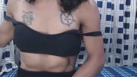 Snapshot of elagabalo_foxxx chatting on June 11, 11:36 pm love online show from June 11, 11:36 pm