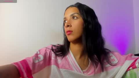 Snapshot of elagrace_ chatting on May 27, 1:57 am Ela33 online show from May 27, 1:57 am