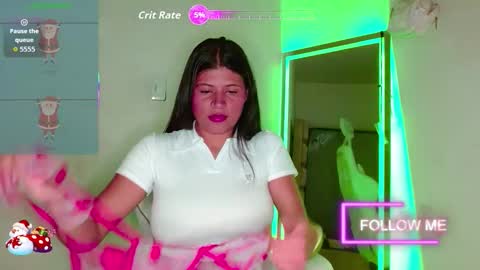 Snapshot of elahia__marquez chatting on December 3, 2:52 am Elahia online show from December 3, 2:52 am