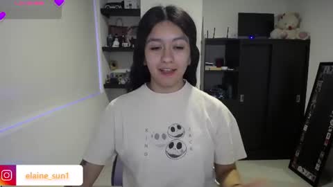 Snapshot of elaine_sun chatting on July 15, 11:10 pm Elaine eli online show from July 15, 11:10 pm