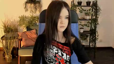 Your sweet girl online show from December 16, 6:57 pm