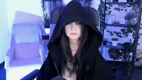 Snapshot of elainebeness chatting on February 18, 7:43 pm Your sweet girl online show from February 18, 7:43 pm