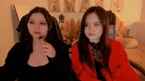 Snapshot of elainebeness chatting on May 30, 9:01 pm Your sweet girl online show from May 30, 9:01 pm