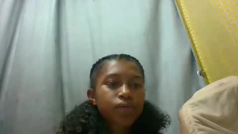 elaliealdy online show from October 15, 6:46 am