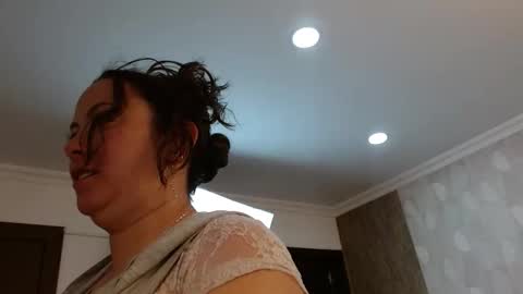 elamurray online show from November 14, 11:20 am