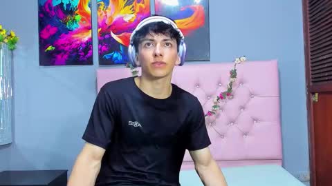 Elan Giralon online show from November 29, 11:52 pm