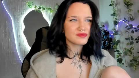 Snapshot of elastikiss chatting on May 18, 11:32 pm elastikiss online show from May 18, 11:32 pm