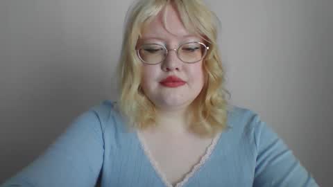 elayne_sweet online show from March 4, 8:09 am